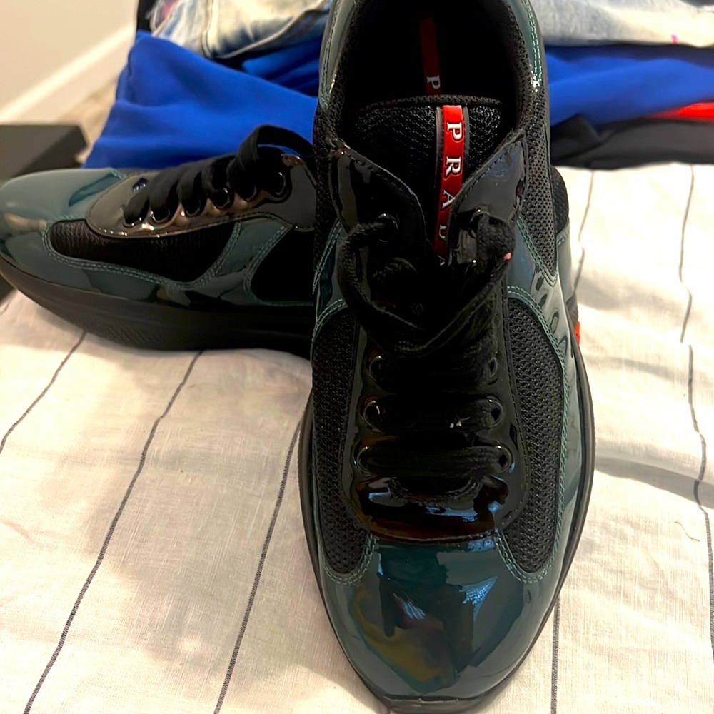 Men’s Prada Shoes Green and Black size 7 1/2